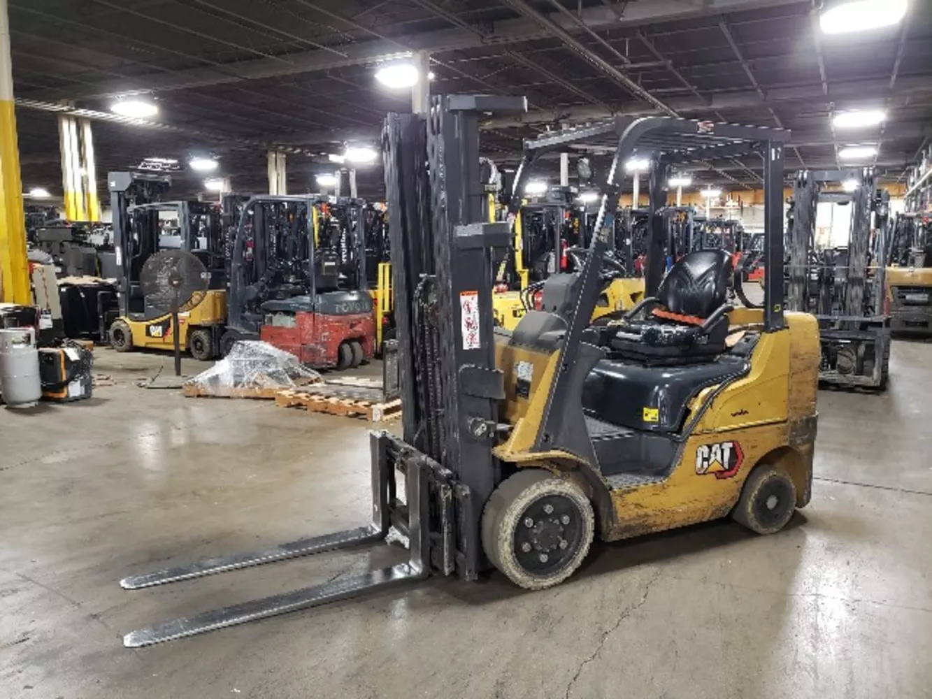 Forklift Dealer Auction, Liquidation in Illinois